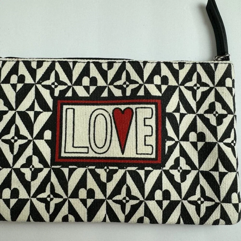 NWOT Brighton LOVE Hearts Canvas White & Black Zipper Cosmetic Make up bag